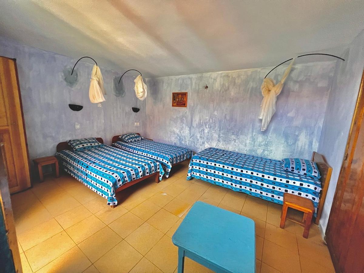 Flyfishes Hotel Saint-Louis Bagian luar foto